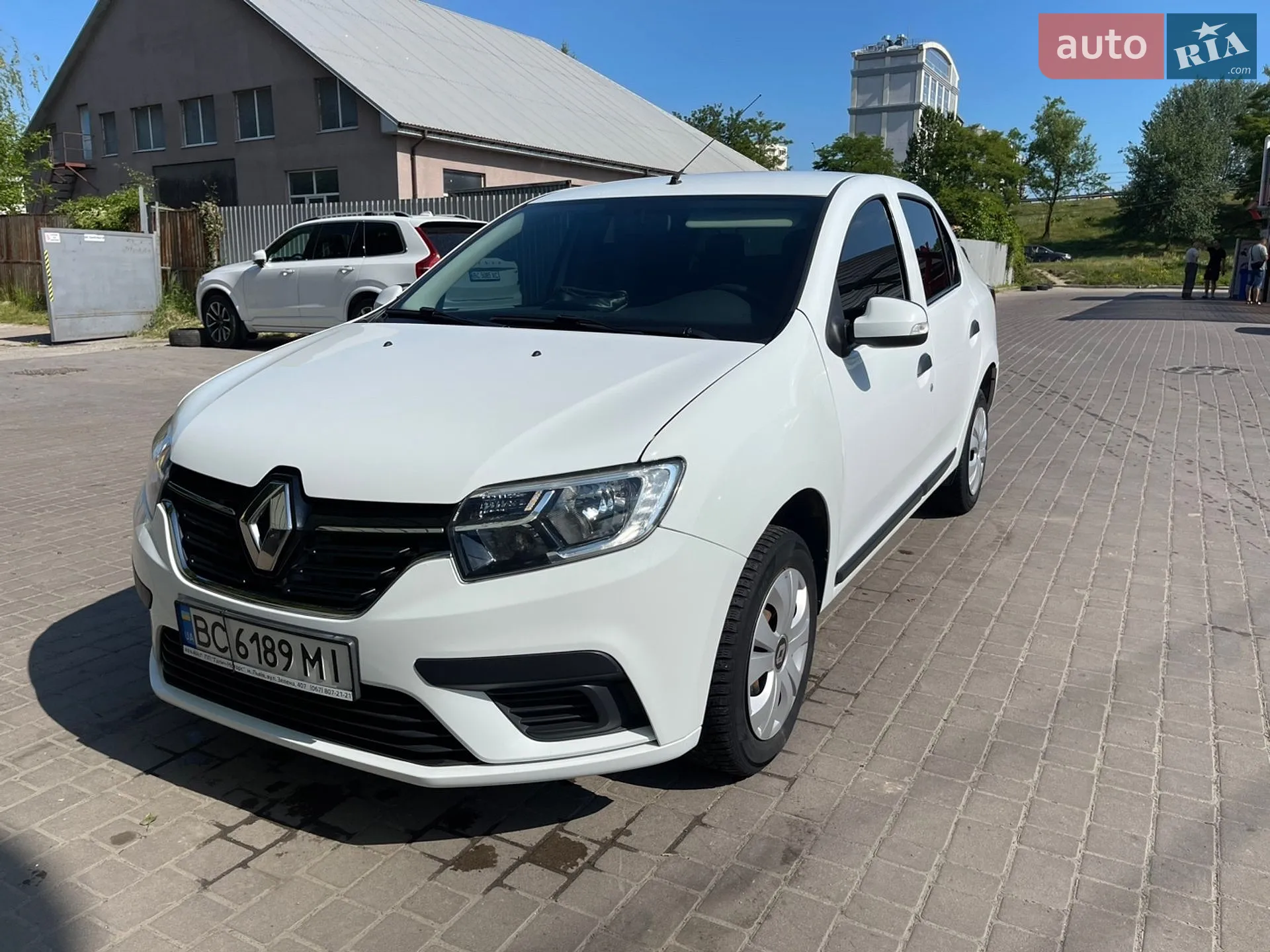 2020 Renault Logan - мініатюра 2