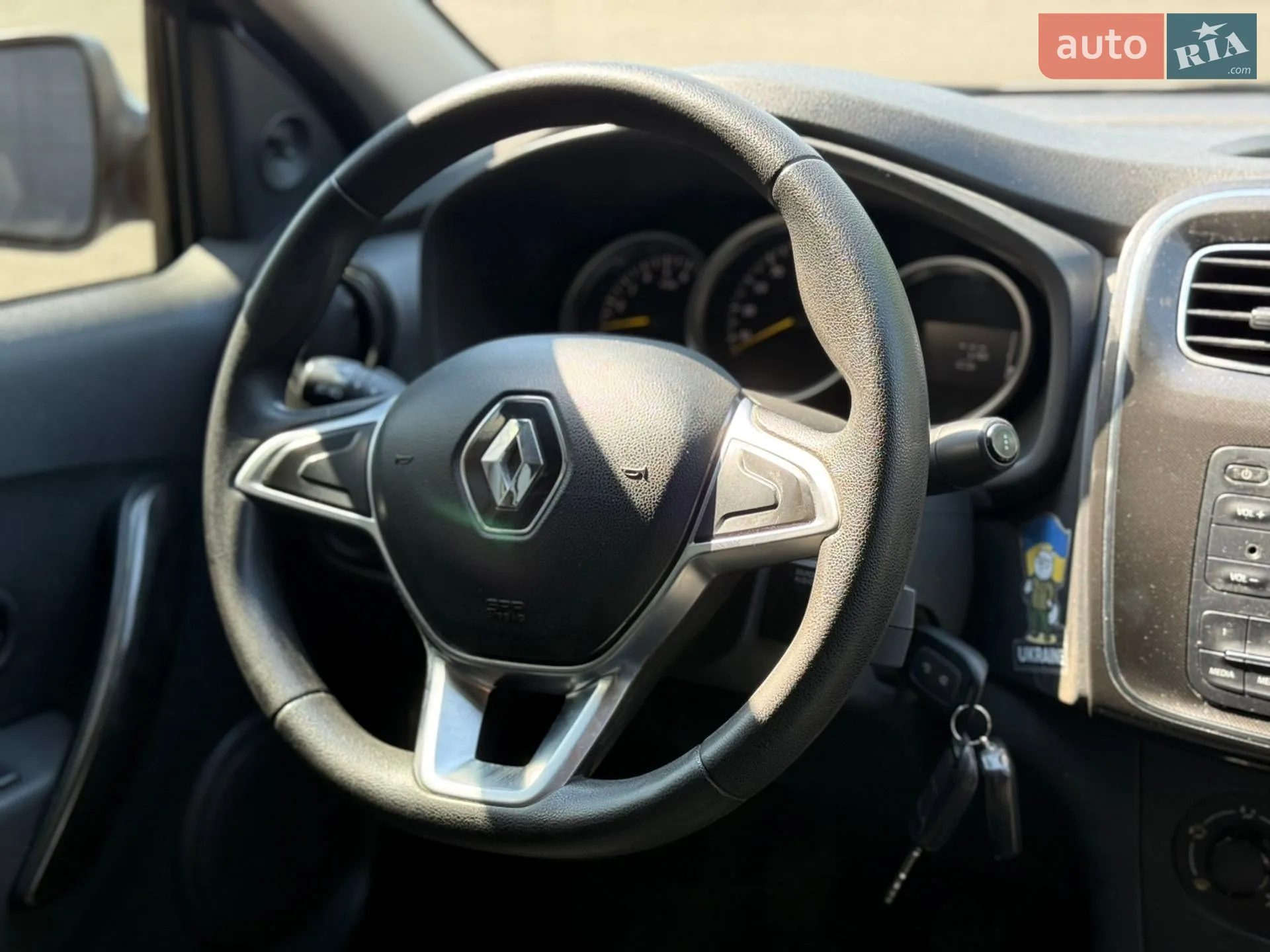 2017 Renault Logan - мініатюра 17