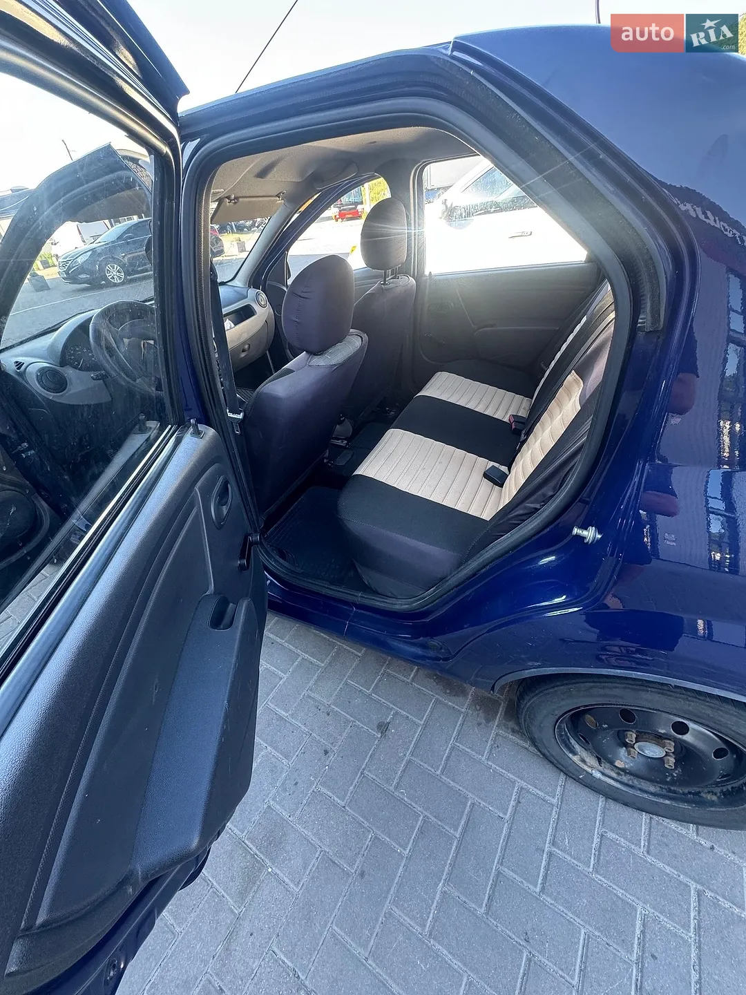 2012 Renault Logan - мініатюра 8