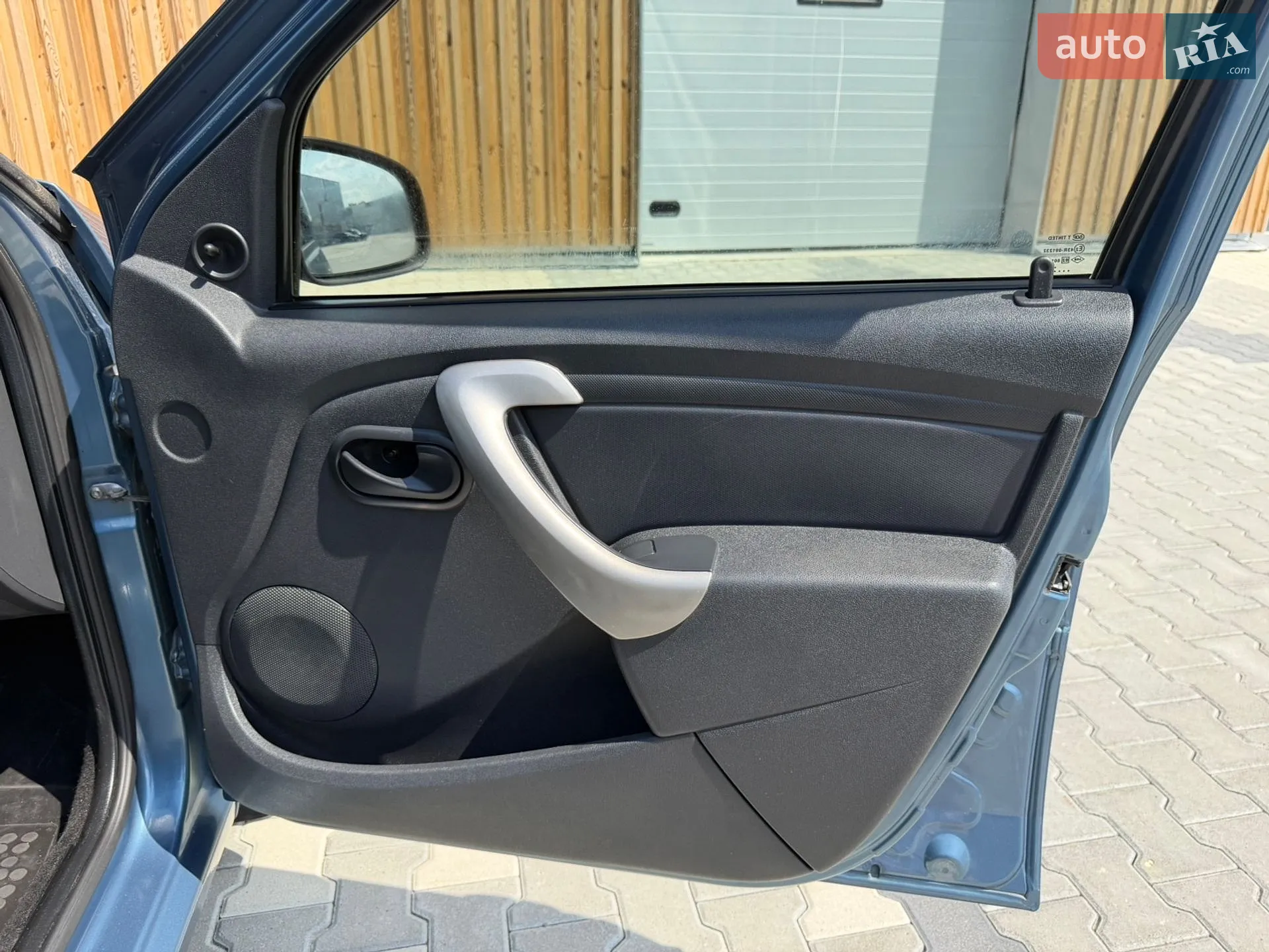 2011 Renault Logan - мініатюра 26