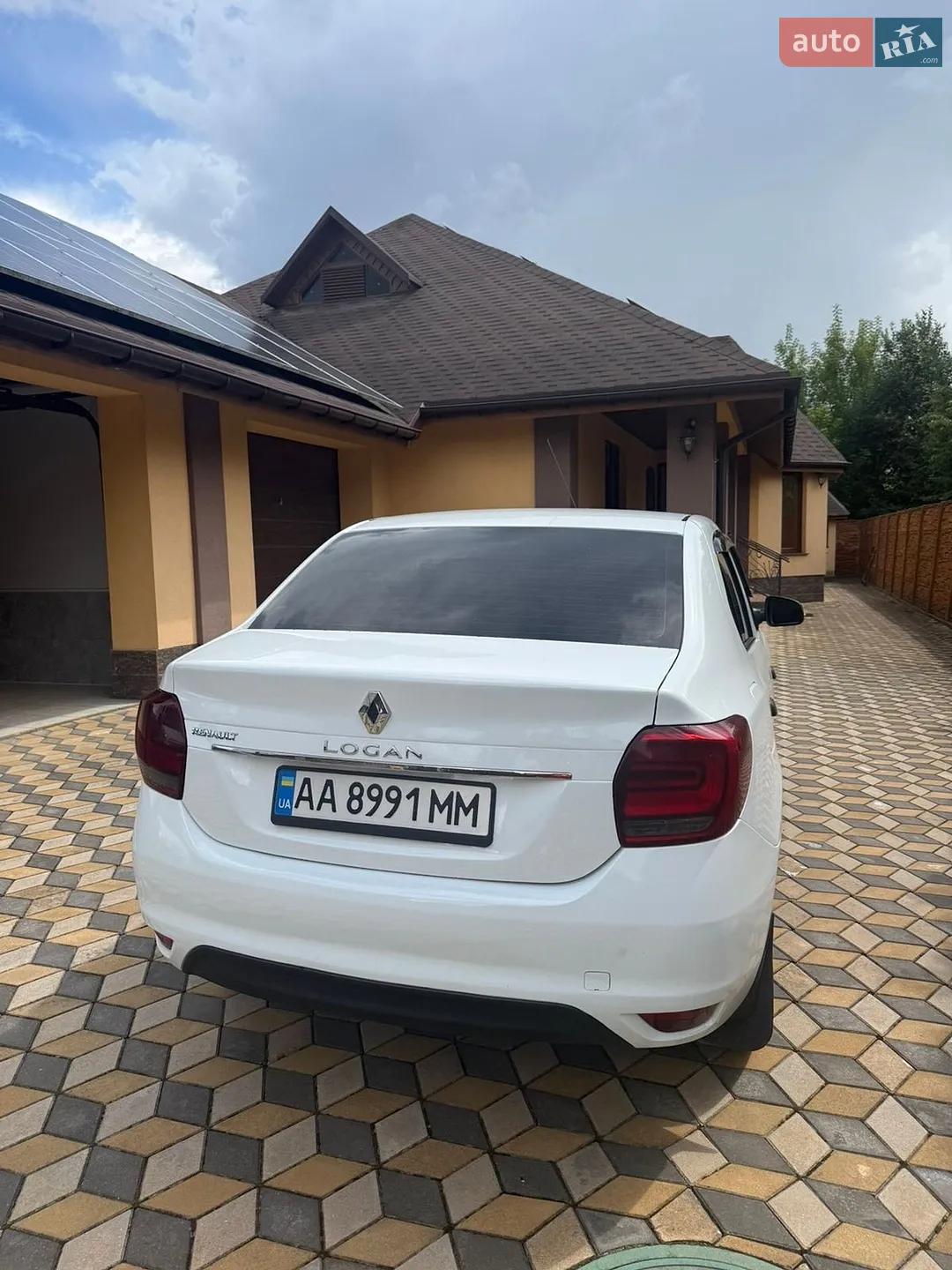2018 Renault Logan - мініатюра 2