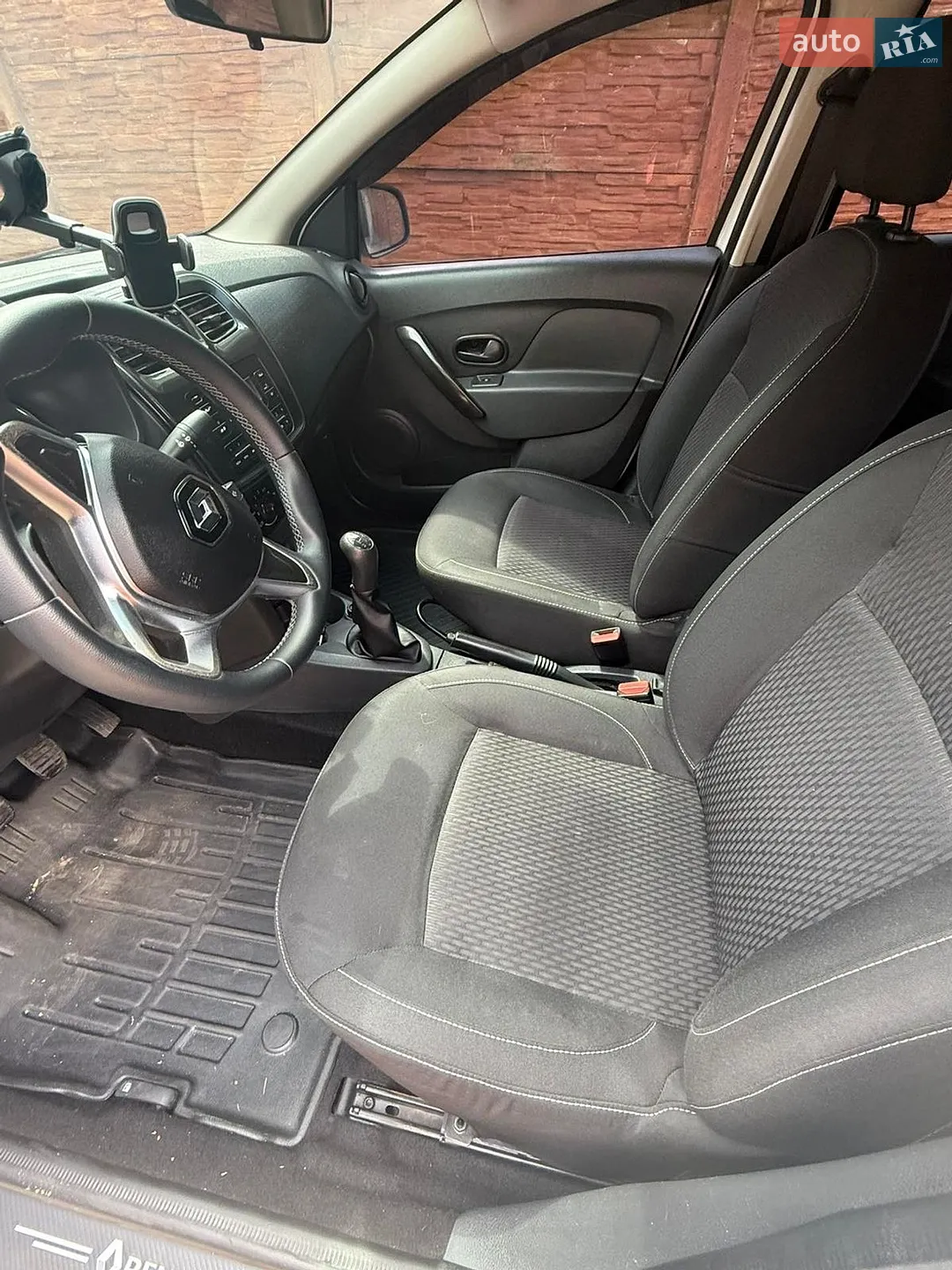 2018 Renault Logan - мініатюра 9