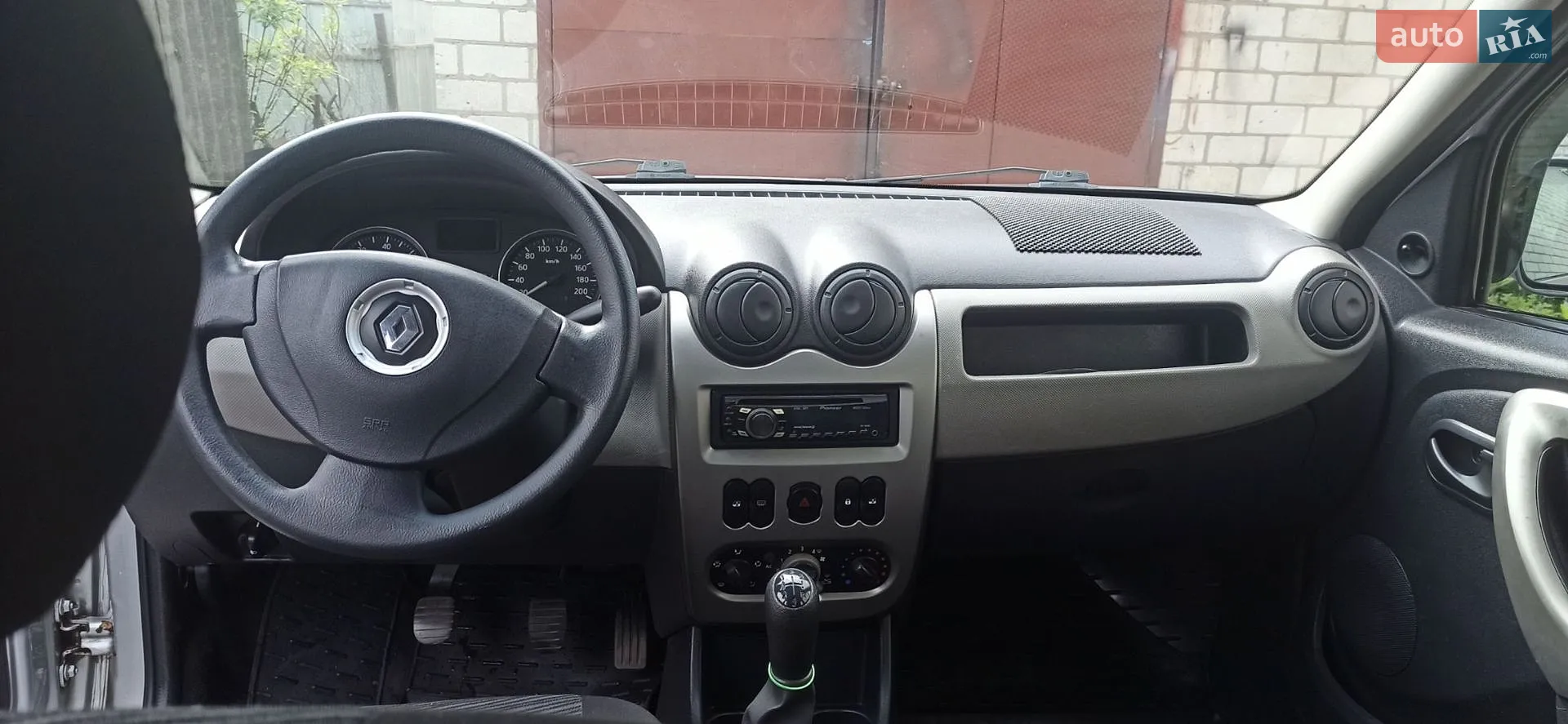 2011 Renault Logan - мініатюра 5