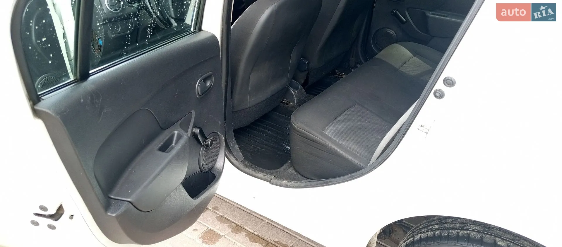 2013 Renault Logan - мініатюра 16