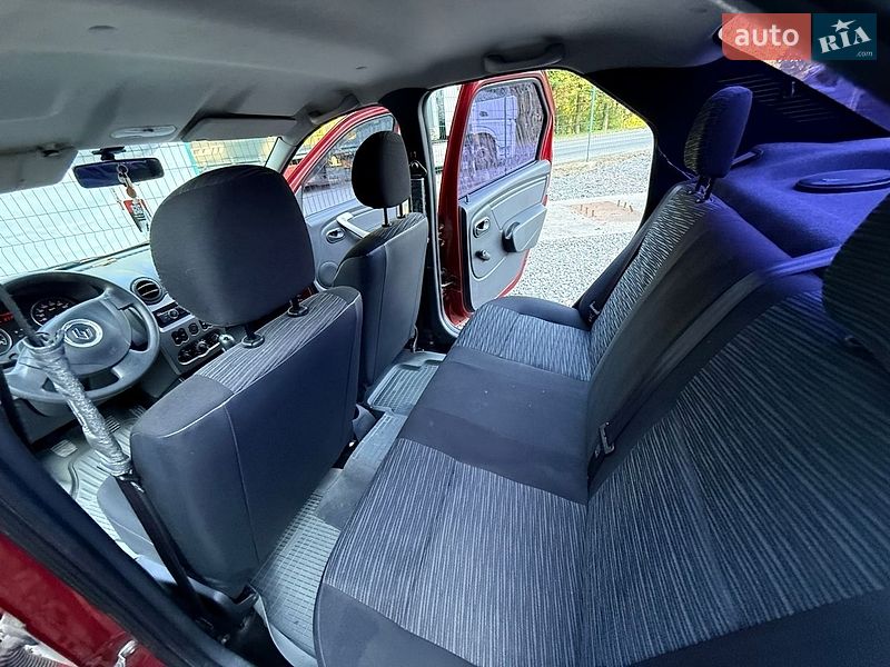 Седан Renault Logan 2011 в Трускавце фото 33 Седан Renault Logan 2011 в Трускавце