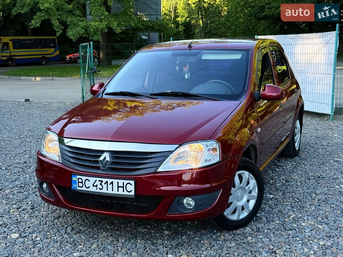 2011 Renault Logan - мініатюра 37