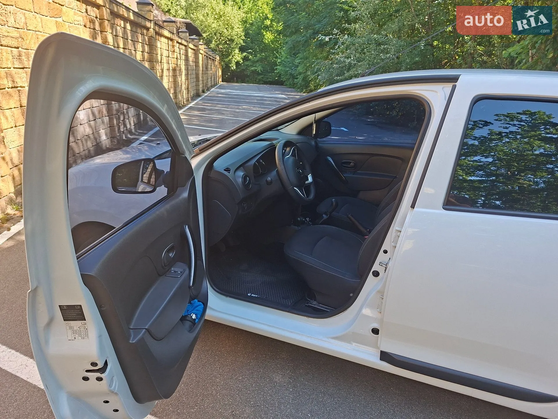 2019 Renault Logan - мініатюра 7