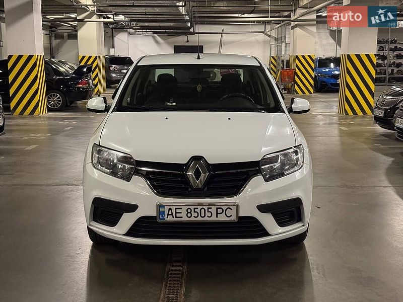 Renault Logan 2016