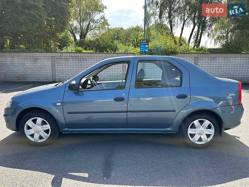 Седан Renault Logan 2009 в Луцьку