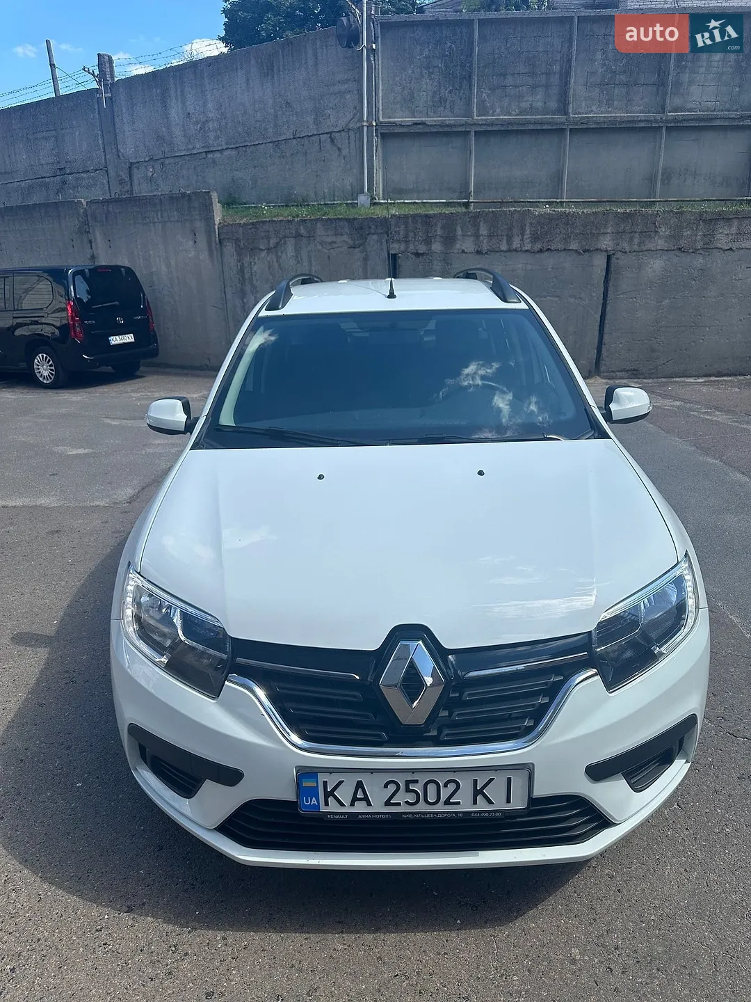 2020 Renault Logan - фото 1
