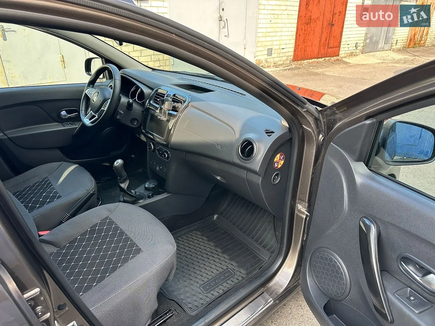 2019 Renault Logan - мініатюра 6