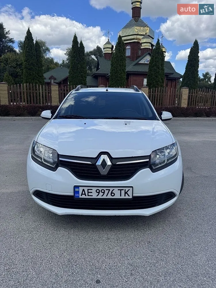 2014 Renault Logan - фото 1