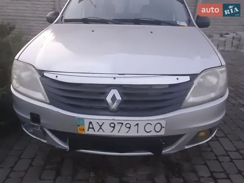 Renault Logan 2010