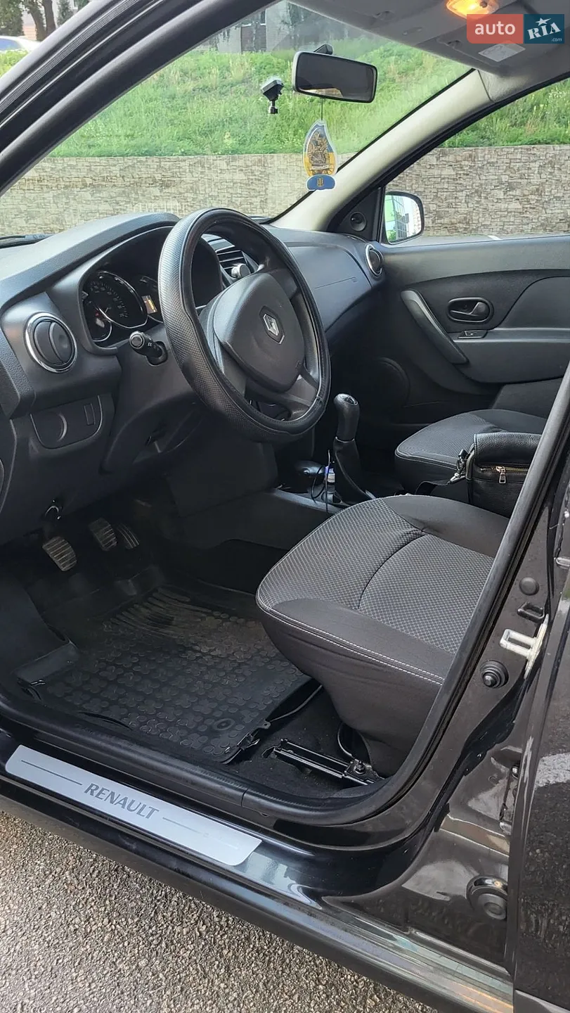 2013 Renault Logan - мініатюра 5