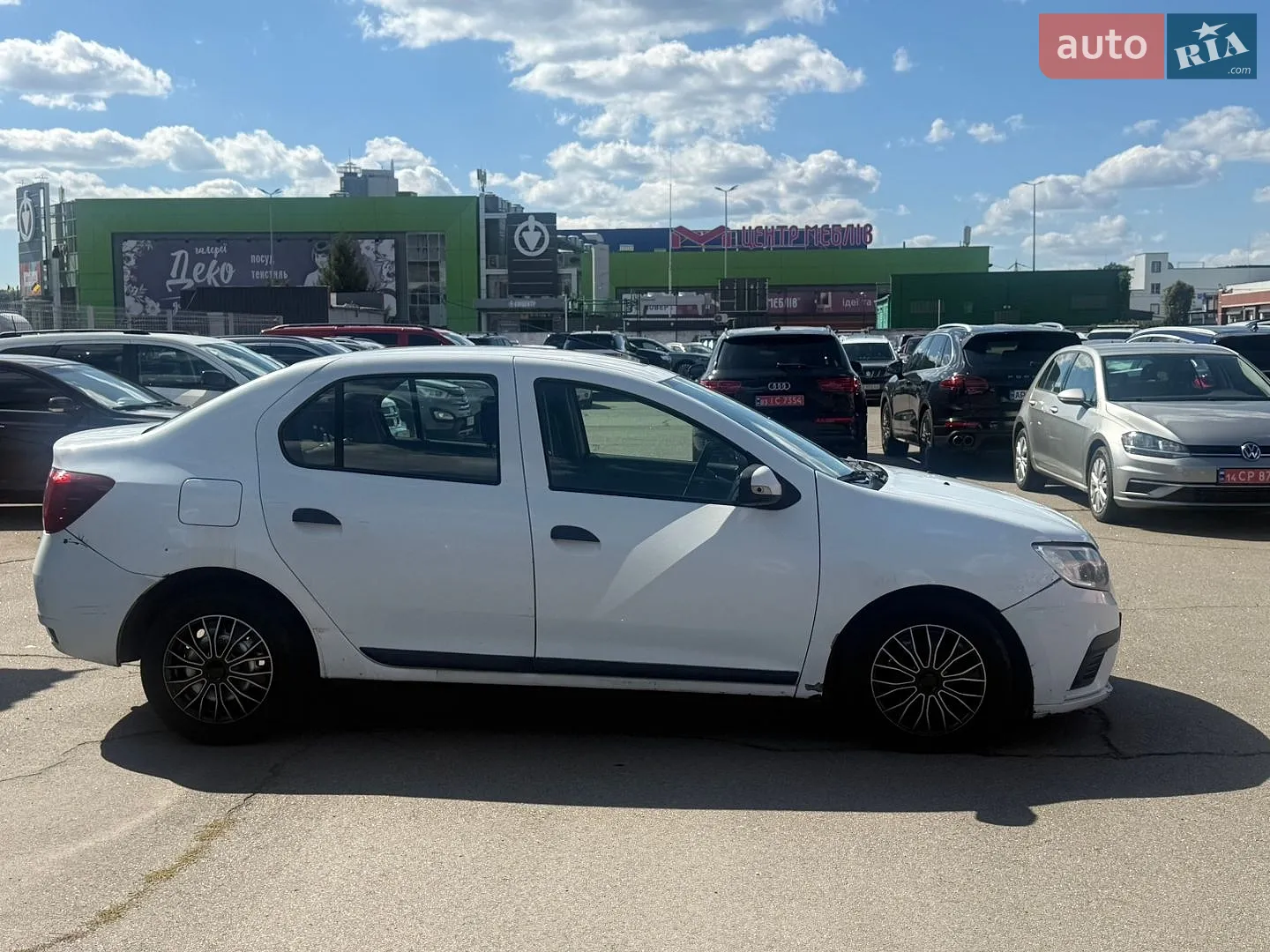2019 Renault Logan - мініатюра 2