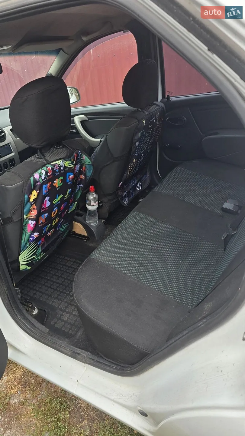 2011 Renault Logan - мініатюра 8