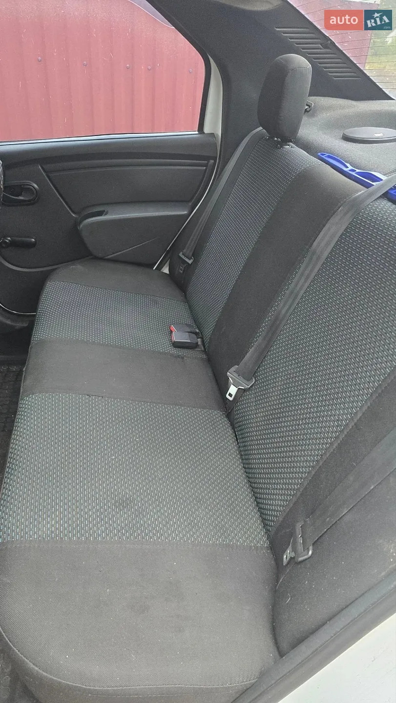 2011 Renault Logan - мініатюра 7