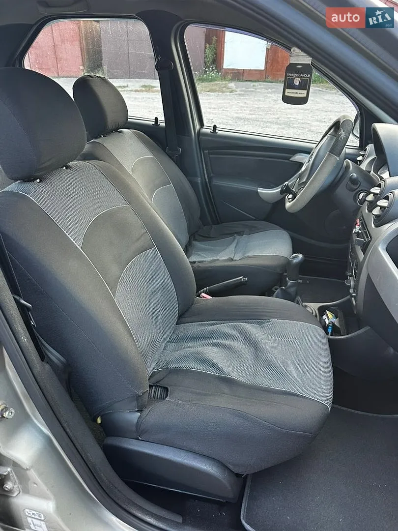 2011 Renault Logan - мініатюра 4