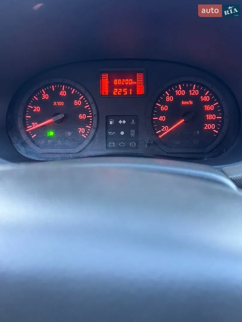 2011 Renault Logan - мініатюра 6