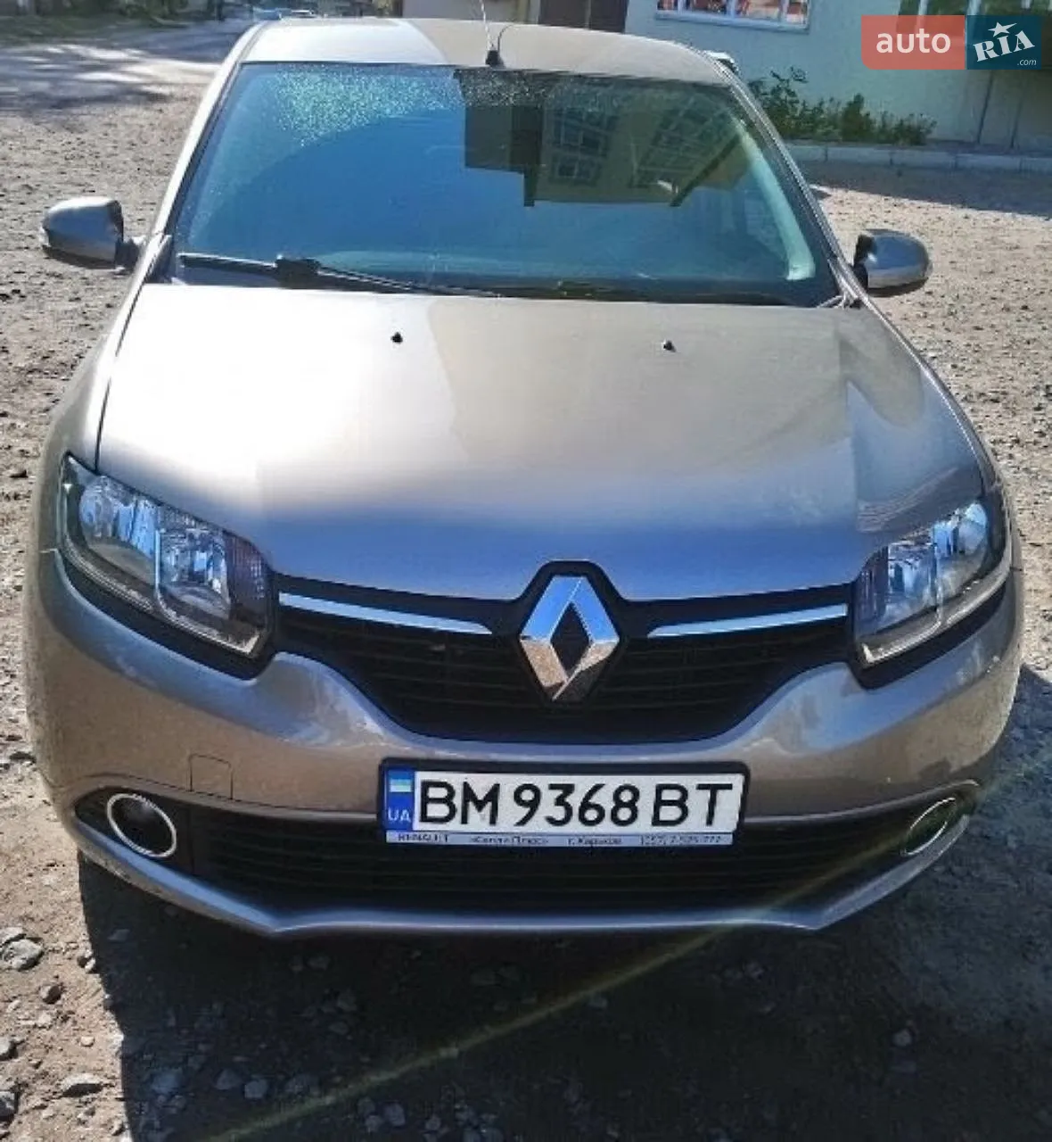 2015 Renault Logan - фото 1
