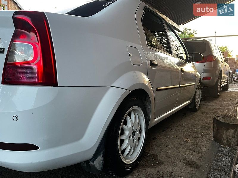 Седан Renault Logan 2010 в Кривому Розі фото 6 Седан Renault Logan 2010 в Кривому Розі