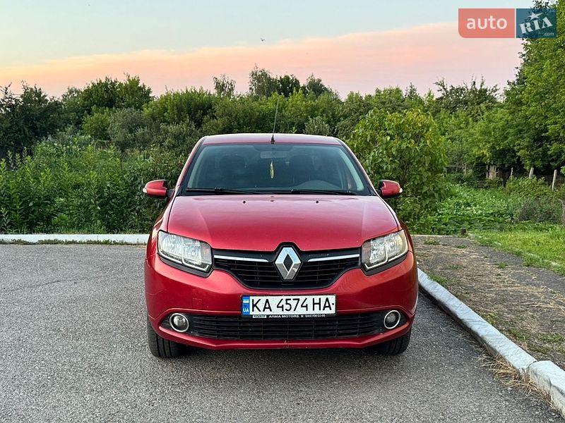 Седан Renault Logan 2013 в Киеве