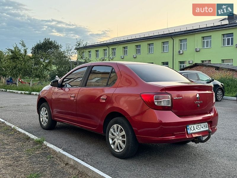 Седан Renault Logan 2013 в Киеве