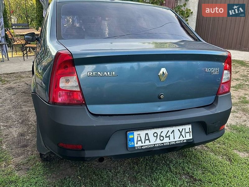 Седан Renault Logan 2011 в Києві