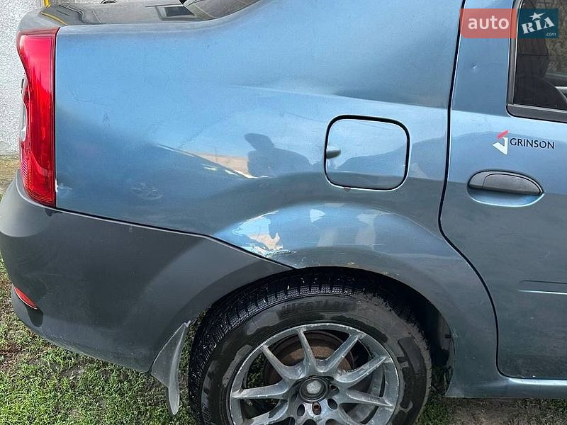 Седан Renault Logan 2011 в Києві