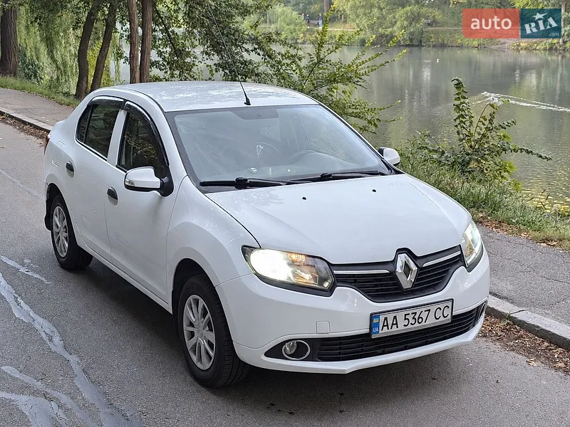 Renault Logan 2013