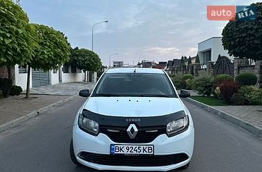 Седан Renault Logan 2014 в Ровно
