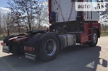 Тягач Renault Magnum 2000 в 