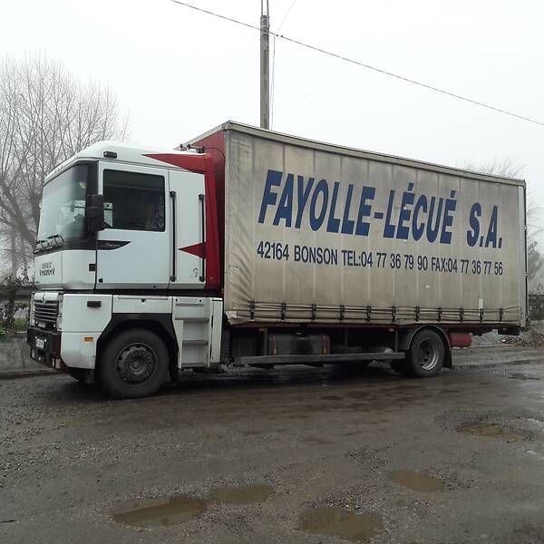 Renault Magnum