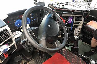 Тягач Renault Magnum 2004 в 