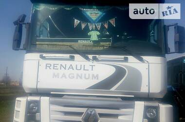 Зерновоз Renault Magnum 2007 в Кривом Озере