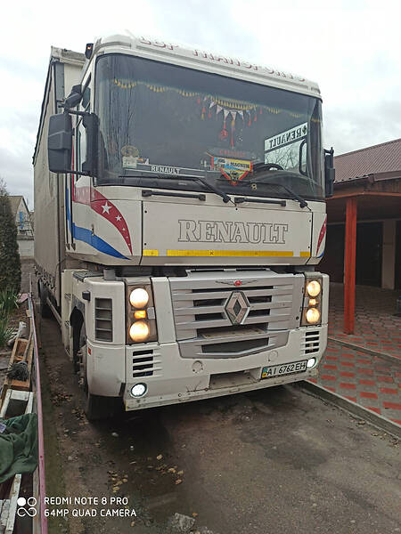 Renault Magnum