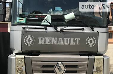 Тягач Renault Magnum 2002 в Тячеве