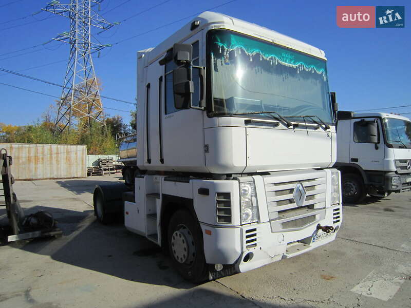Тягач Renault Magnum 2003 в Сумах