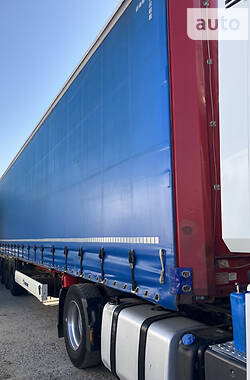 Тягач Renault Magnum 2012 в 