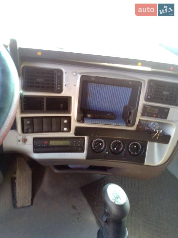 Тягач Renault Magnum 2004 в Сумах