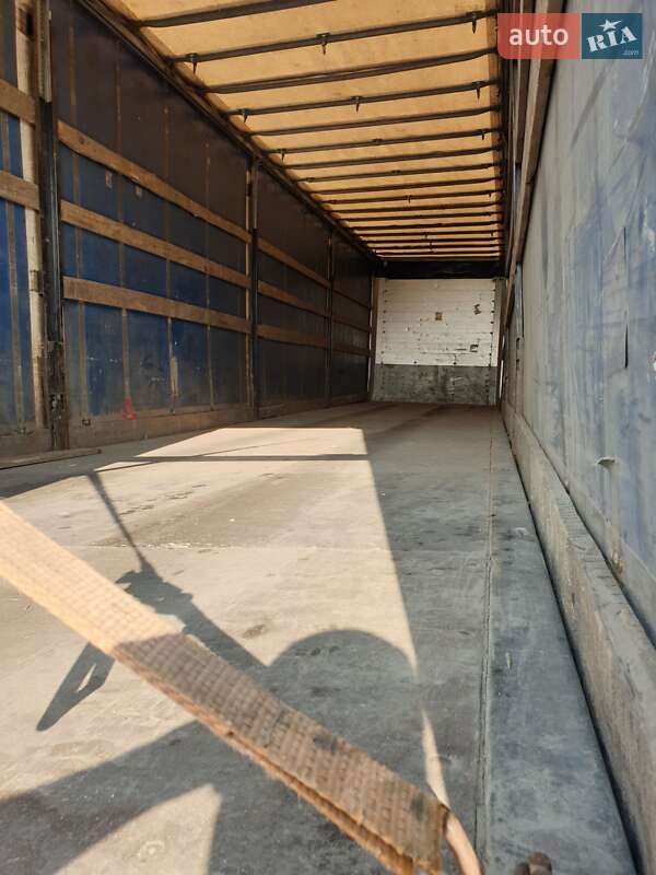 Тягач Renault Magnum 2008 в Львове