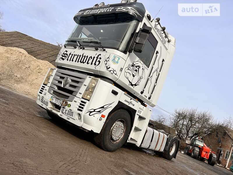 Тягач Renault Magnum 2005 в 