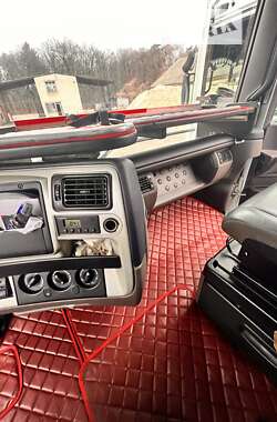 Тягач Renault Magnum 2005 в 