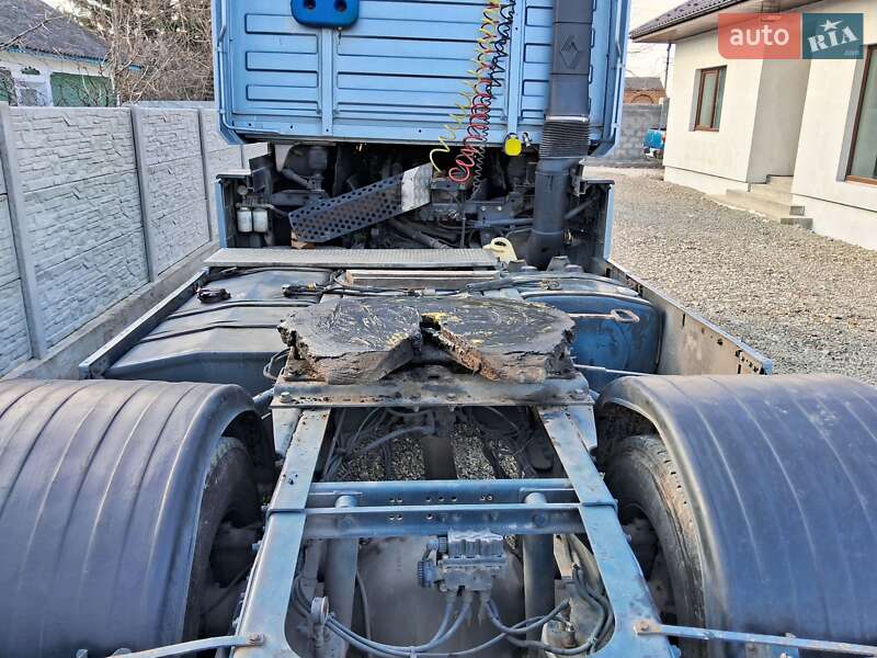 Тягач Renault Magnum 2002 в Каменец-Подольском