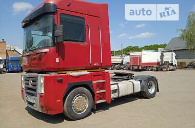 Тягач Renault Magnum 2010 в 