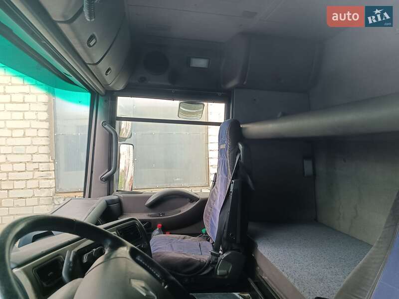 Тягач Renault Magnum 2007 в Ровно