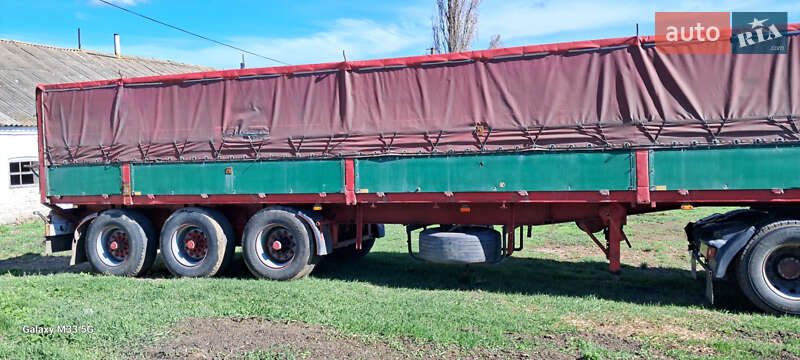 Зерновоз Renault Magnum 2004 в Новоархангельске