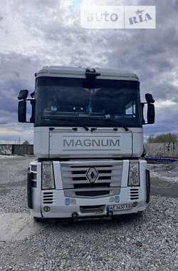 Тягач Renault Magnum 2007 в Днепре