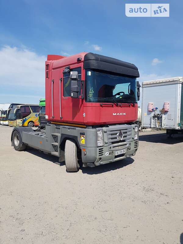 Тягач Renault Magnum 2004 в Дніпрі фото 3 Тягач Renault Magnum 2004 в Дніпрі