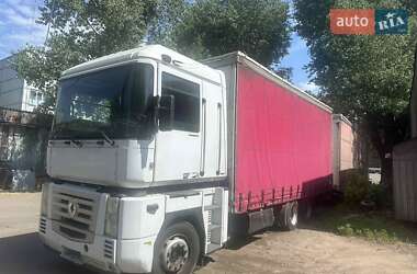 Грузовой фургон Renault Magnum 2003 в 